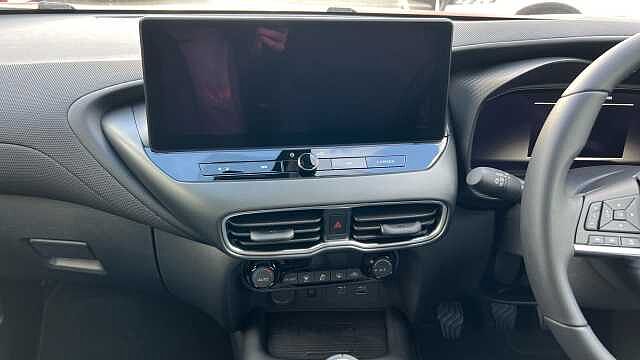 Nissan Juke HAT 1.0 Dig-t 114ps N-connecta