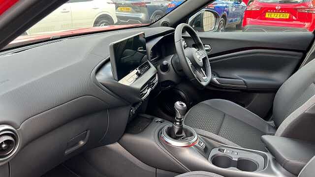 Nissan Juke HAT 1.0 Dig-t 114ps N-connecta