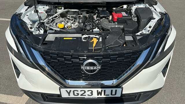 Nissan Qashqai 1.3 DiG-T MH Acenta Premium 5dr