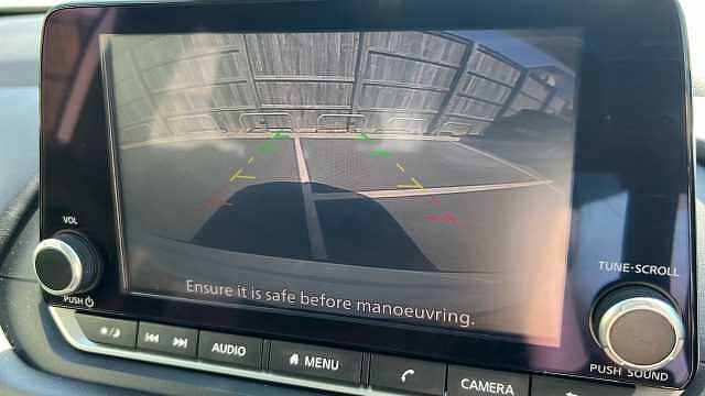 Nissan Qashqai 1.3 DiG-T MH Acenta Premium 5dr