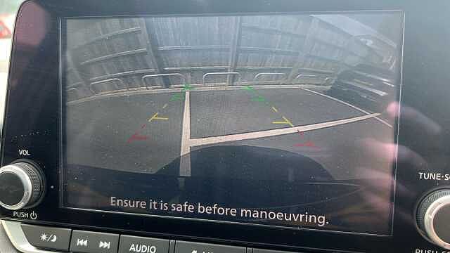 Nissan Qashqai 1.3 DiG-T MH 158 Acenta Prem [Glass Rf] 5dr Xtron