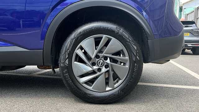 Nissan Qashqai 1.3 DiG-T MH 158 Acenta Prem [Glass Rf] 5dr Xtron