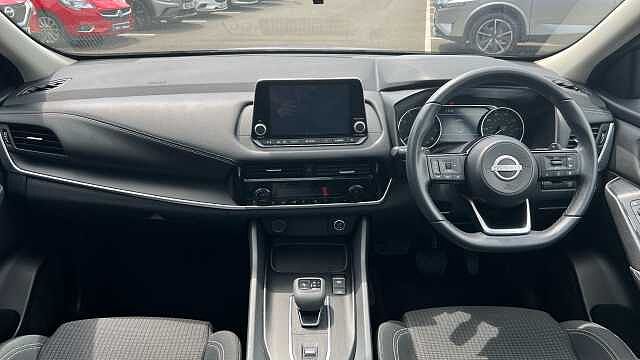 Nissan Qashqai 1.3 DiG-T MH 158 Acenta Prem [Glass Rf] 5dr Xtron