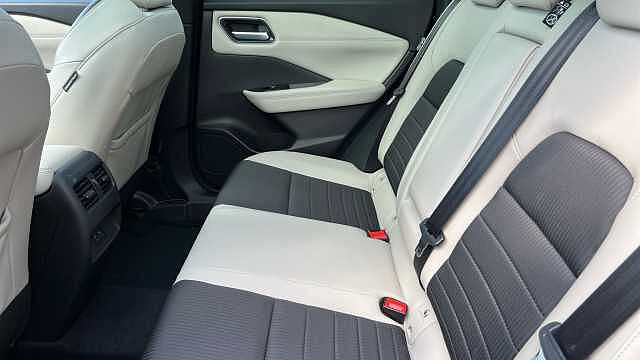 Nissan Qashqai 1.3 DiG-T MH Tekna 5dr