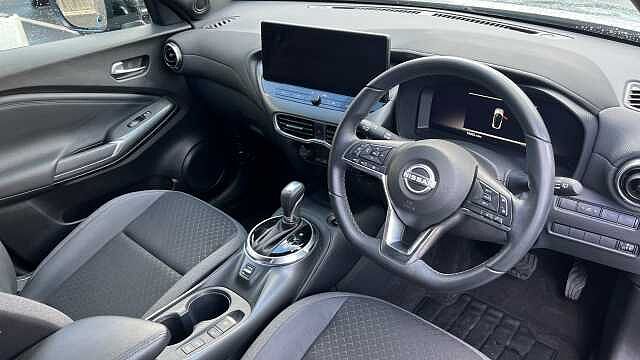 Nissan Juke 1.6 Hybrid N-Connecta 5dr Auto