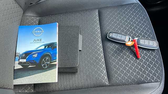 Nissan Juke 1.6 Hybrid N-Connecta 5dr Auto
