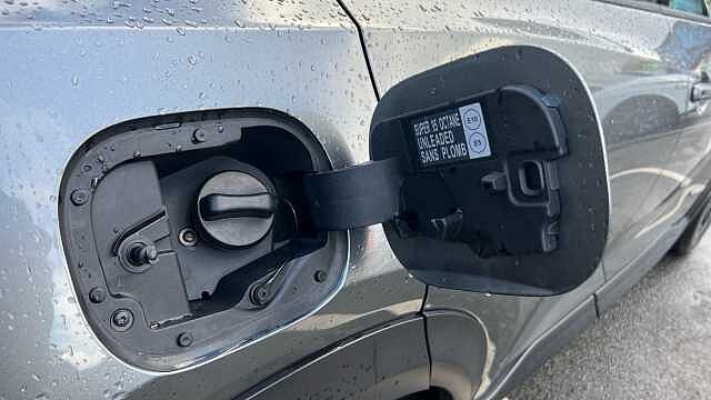 Nissan Juke 1.6 Hybrid N-Connecta 5dr Auto