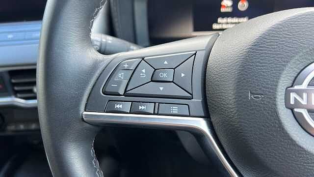 Nissan Juke 1.6 Hybrid N-Connecta 5dr Auto