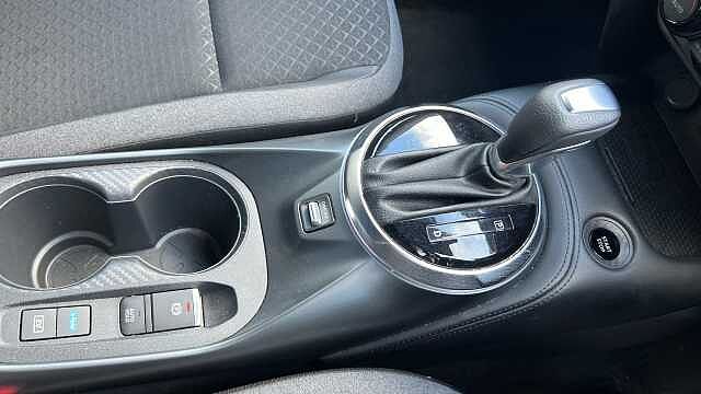 Nissan Juke 1.6 Hybrid N-Connecta 5dr Auto