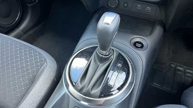 Nissan Juke 1.6 Hybrid N-Connecta 5dr Auto