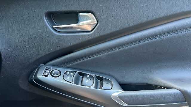 Nissan Juke 1.6 Hybrid N-Connecta 5dr Auto