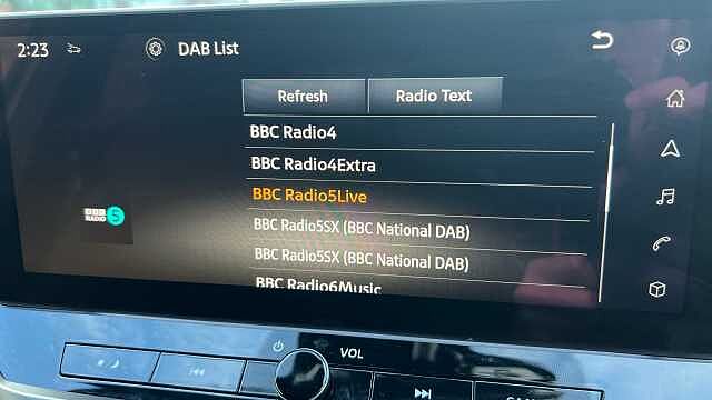 Nissan Juke 1.6 Hybrid N-Connecta 5dr Auto