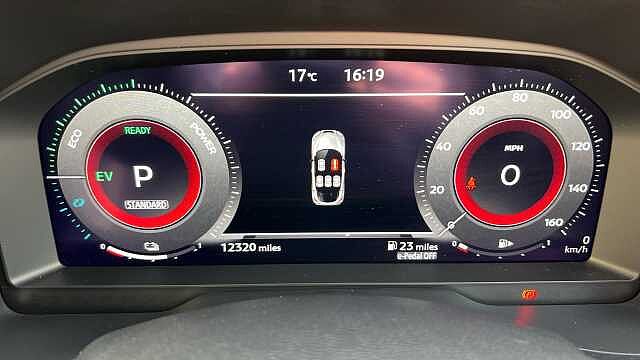 Nissan Juke 1.6 Hybrid N-Connecta 5dr Auto