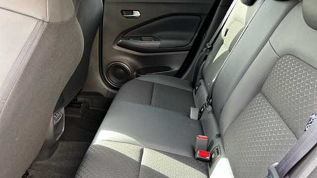 Nissan Juke 1.6 Hybrid N-Connecta 5dr Auto