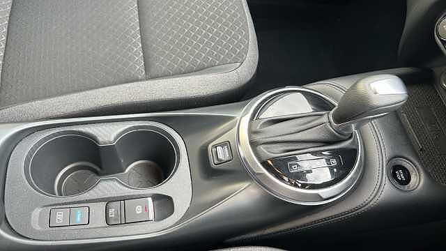 Nissan Juke 1.6 Hybrid N-Connecta 5dr Auto