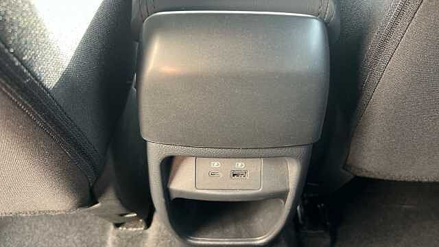 Nissan Juke 1.6 Hybrid N-Connecta 5dr Auto