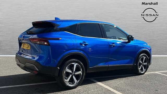 Nissan Qashqai 1.3 DiG-T MH N-Connecta 5dr