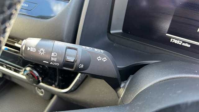 Nissan Qashqai 1.3 DiG-T MH N-Connecta 5dr