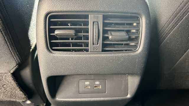 Nissan Qashqai 1.3 DiG-T MH N-Connecta 5dr