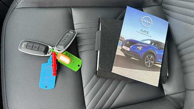 Nissan Juke 1.0 DiG-T Tekna 5dr DCT