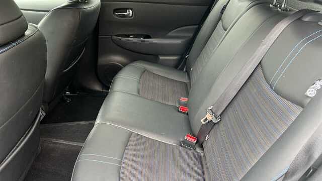 Nissan LEAF 110kW N-Connecta 39kWh 5dr Auto