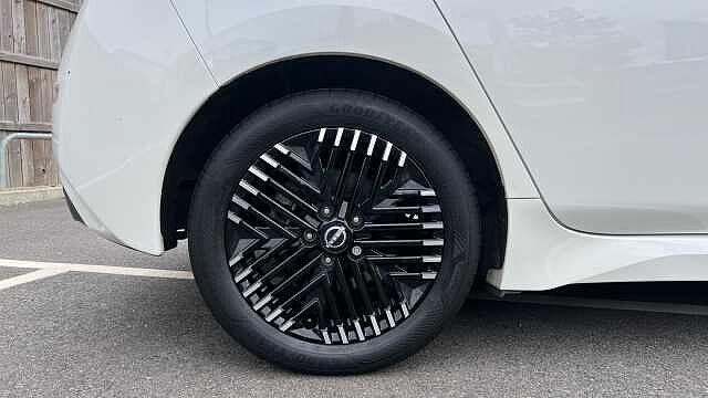 Nissan LEAF 110kW N-Connecta 39kWh 5dr Auto