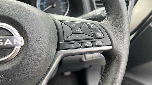 Nissan LEAF 110kW N-Connecta 39kWh 5dr Auto