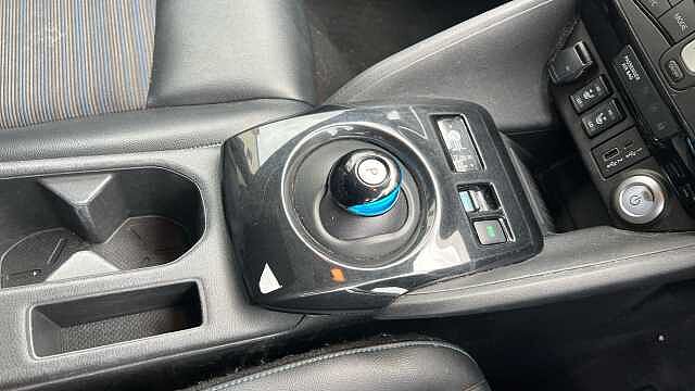 Nissan LEAF 110kW N-Connecta 39kWh 5dr Auto