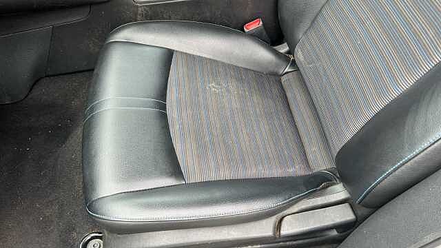 Nissan LEAF 110kW N-Connecta 39kWh 5dr Auto