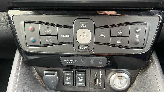 Nissan LEAF 110kW N-Connecta 39kWh 5dr Auto