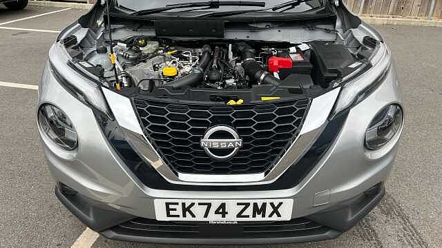 Nissan Juke 1.0 DiG-T N-Connecta 5dr DCT