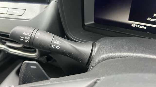 Nissan Juke 1.0 DiG-T N-Connecta 5dr DCT