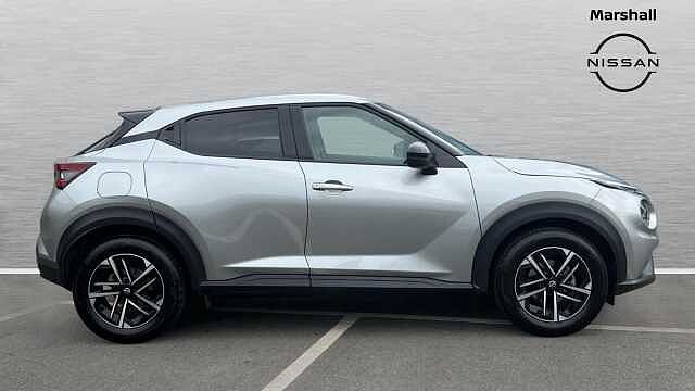 Nissan Juke 1.0 DiG-T N-Connecta 5dr DCT