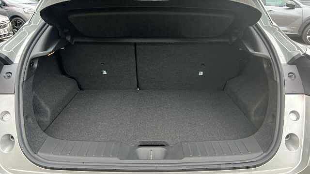 Nissan Juke 1.0 DiG-T N-Connecta 5dr DCT