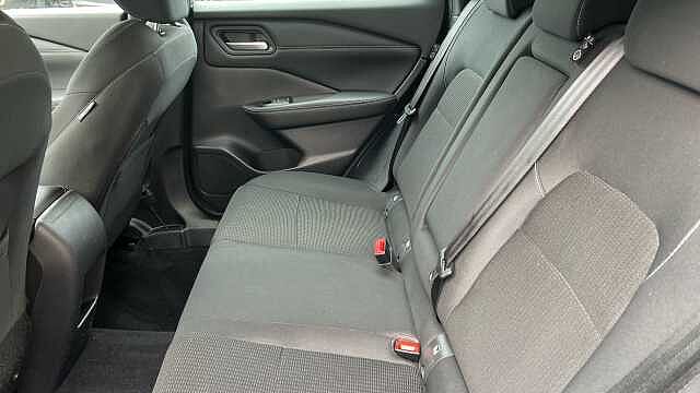 Nissan Qashqai 1.3 DiG-T MH Acenta Premium 5dr