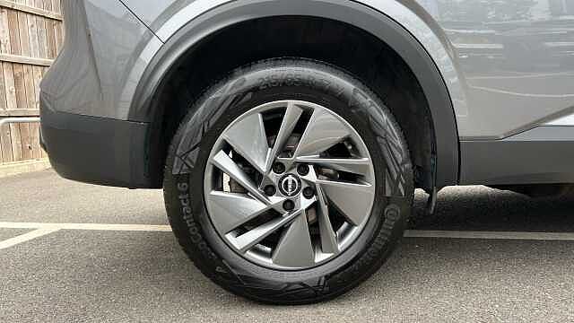 Nissan Qashqai 1.3 DiG-T MH Acenta Premium 5dr