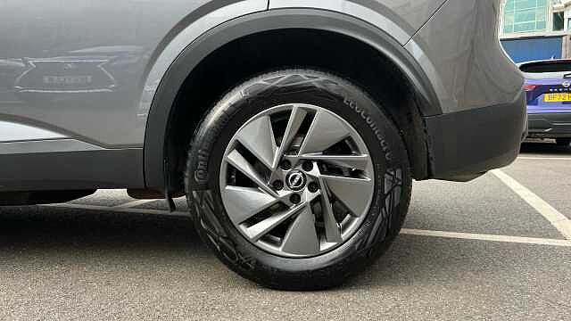 Nissan Qashqai 1.3 DiG-T MH Acenta Premium 5dr