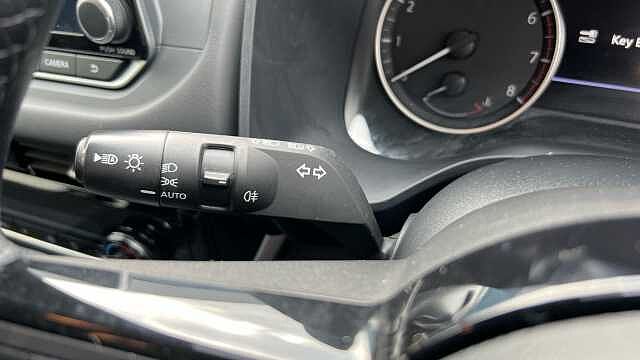 Nissan Qashqai 1.3 DiG-T MH Acenta Premium 5dr