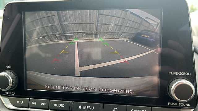 Nissan Qashqai 1.3 DiG-T MH Acenta Premium 5dr