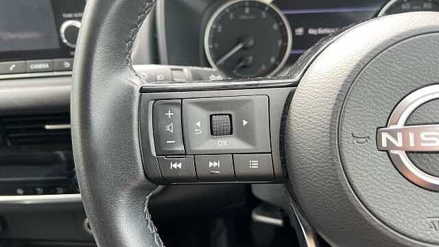 Nissan Qashqai 1.3 DiG-T MH Acenta Premium 5dr