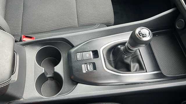 Nissan Qashqai 1.3 DiG-T MH Acenta Premium 5dr