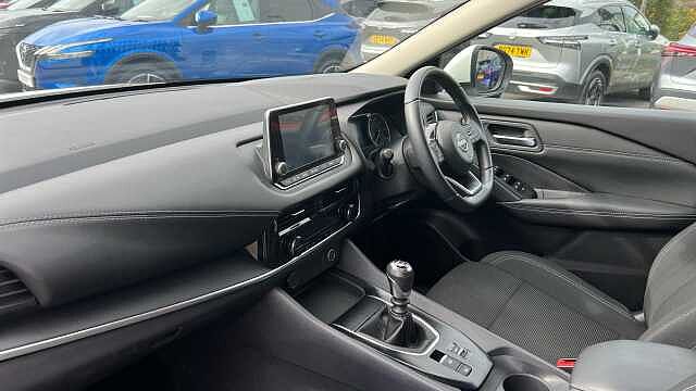 Nissan Qashqai 1.3 DiG-T MH Acenta Premium 5dr