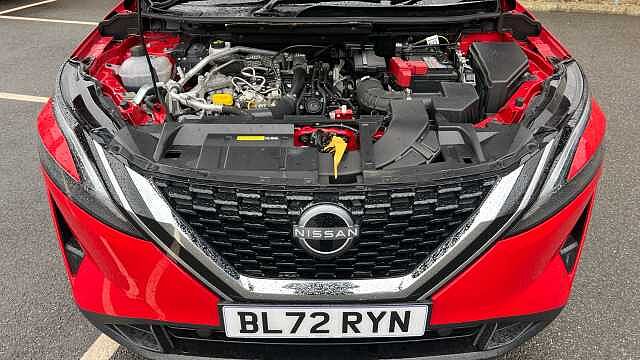 Nissan Qashqai 1.3 DiG-T MH Acenta Premium 5dr