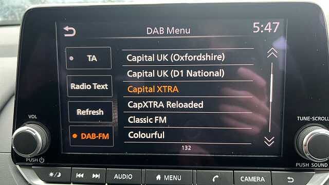 Nissan Qashqai 1.3 DiG-T MH Acenta Premium 5dr