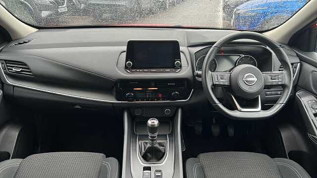 Nissan Qashqai 1.3 DiG-T MH Acenta Premium 5dr