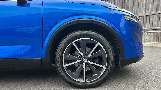 Nissan Qashqai 1.3 DiG-T MH Tekna 5dr