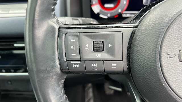 Nissan Qashqai 1.3 DiG-T MH Tekna 5dr