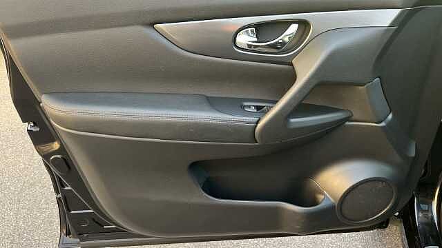 Nissan Qashqai 1.3 DiG-T 160 N-Connecta 5dr DCT