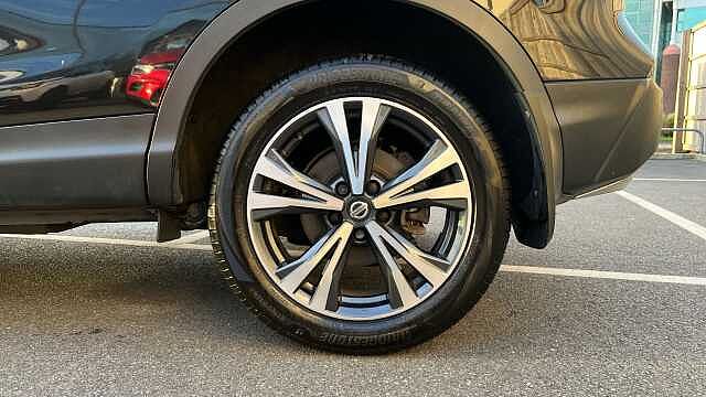 Nissan Qashqai 1.3 DiG-T 160 N-Connecta 5dr DCT