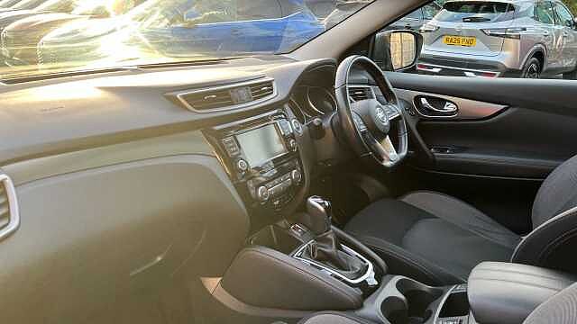 Nissan Qashqai 1.3 DiG-T 160 N-Connecta 5dr DCT